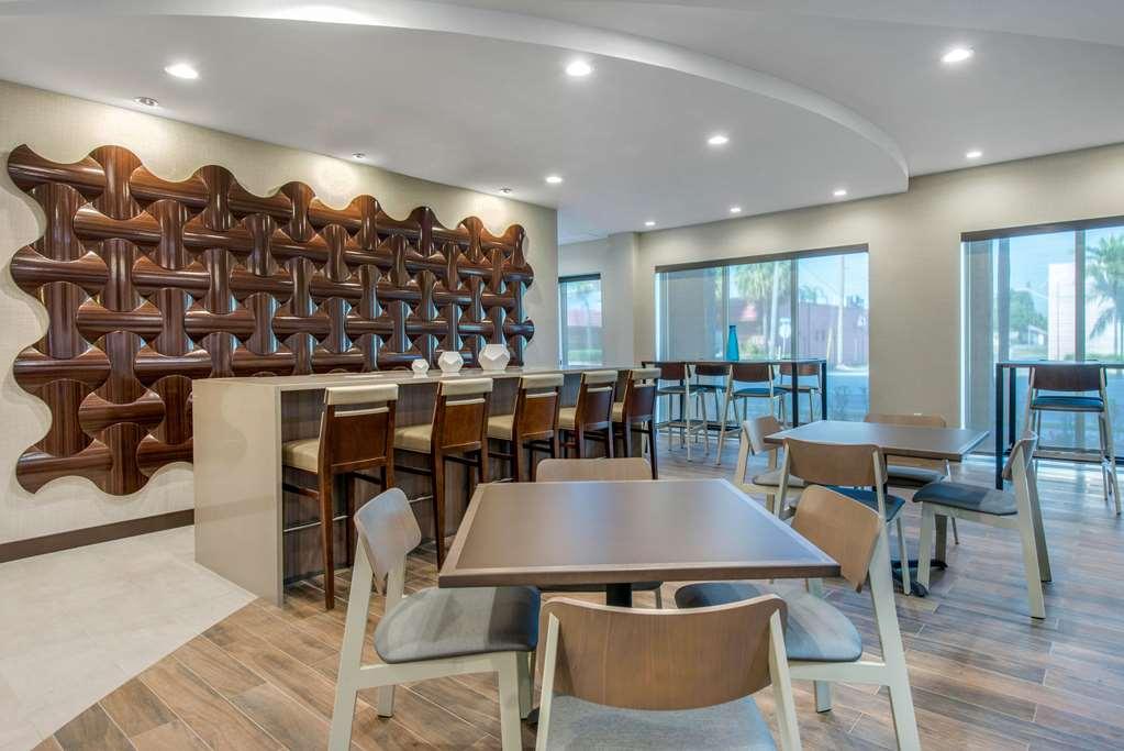 Comfort Suites Fort Lauderdale Airport & Cruise Port Dania Beach Restaurang bild