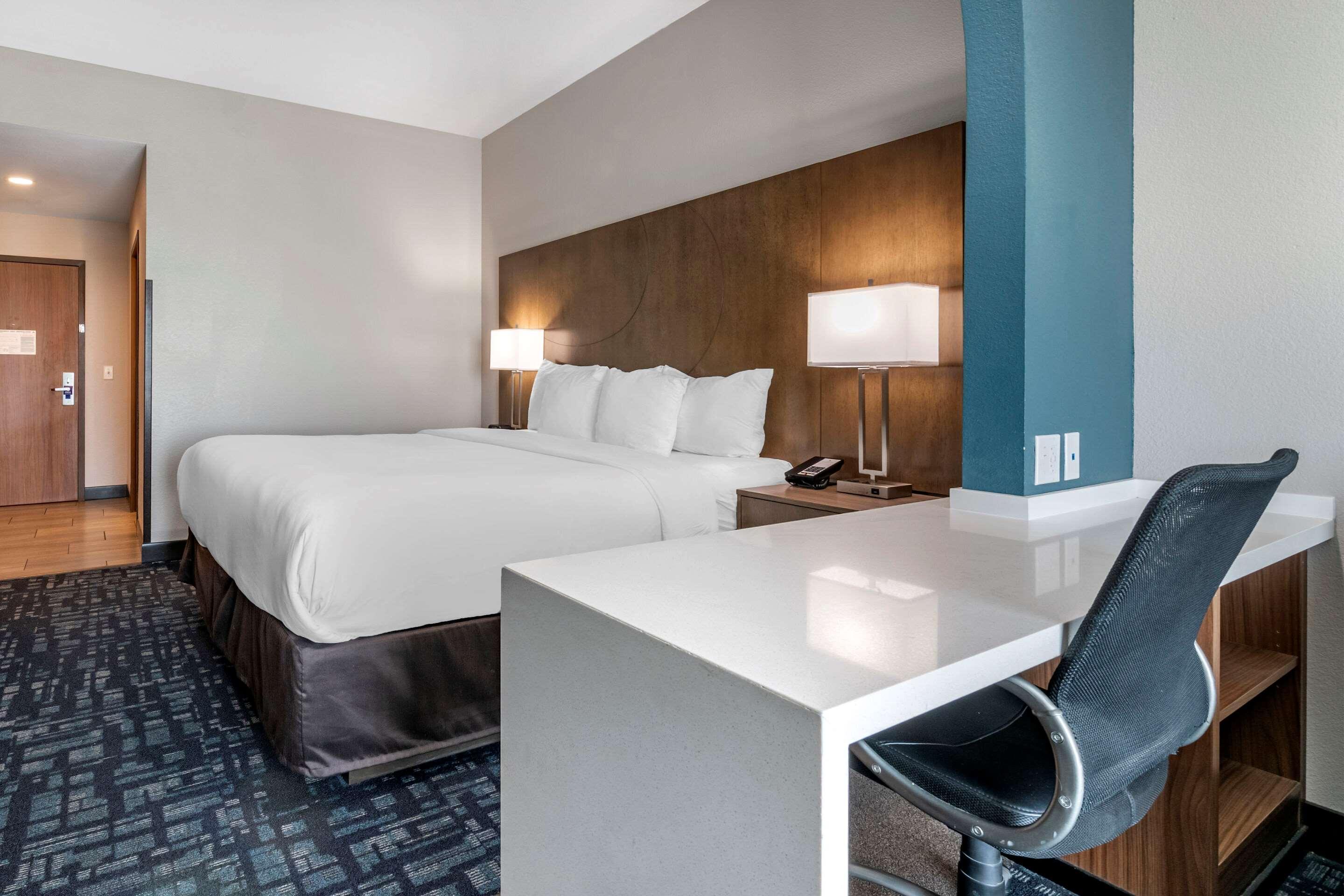 Comfort Suites Fort Lauderdale Airport & Cruise Port Dania Beach Exteriör bild