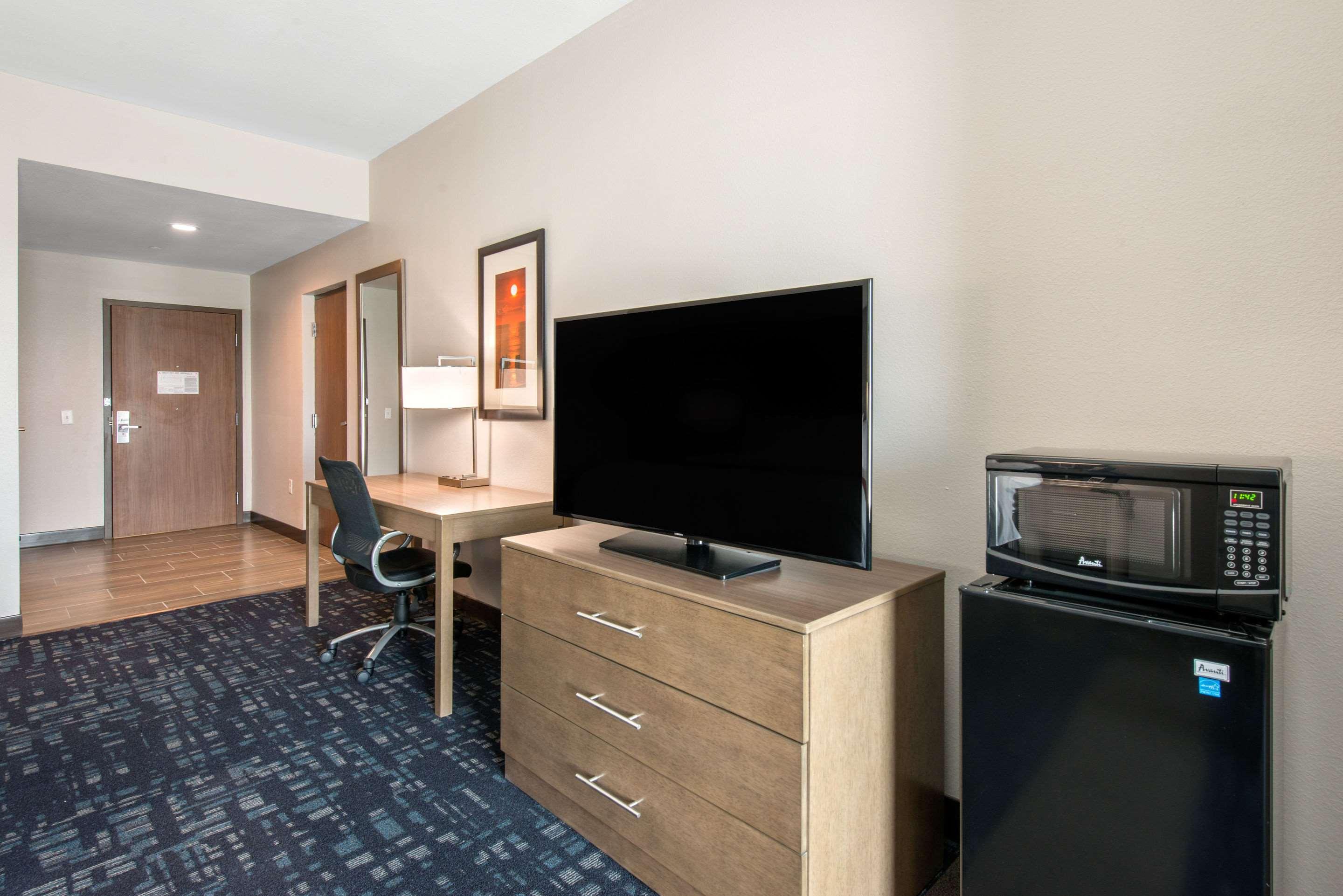 Comfort Suites Fort Lauderdale Airport & Cruise Port Dania Beach Exteriör bild