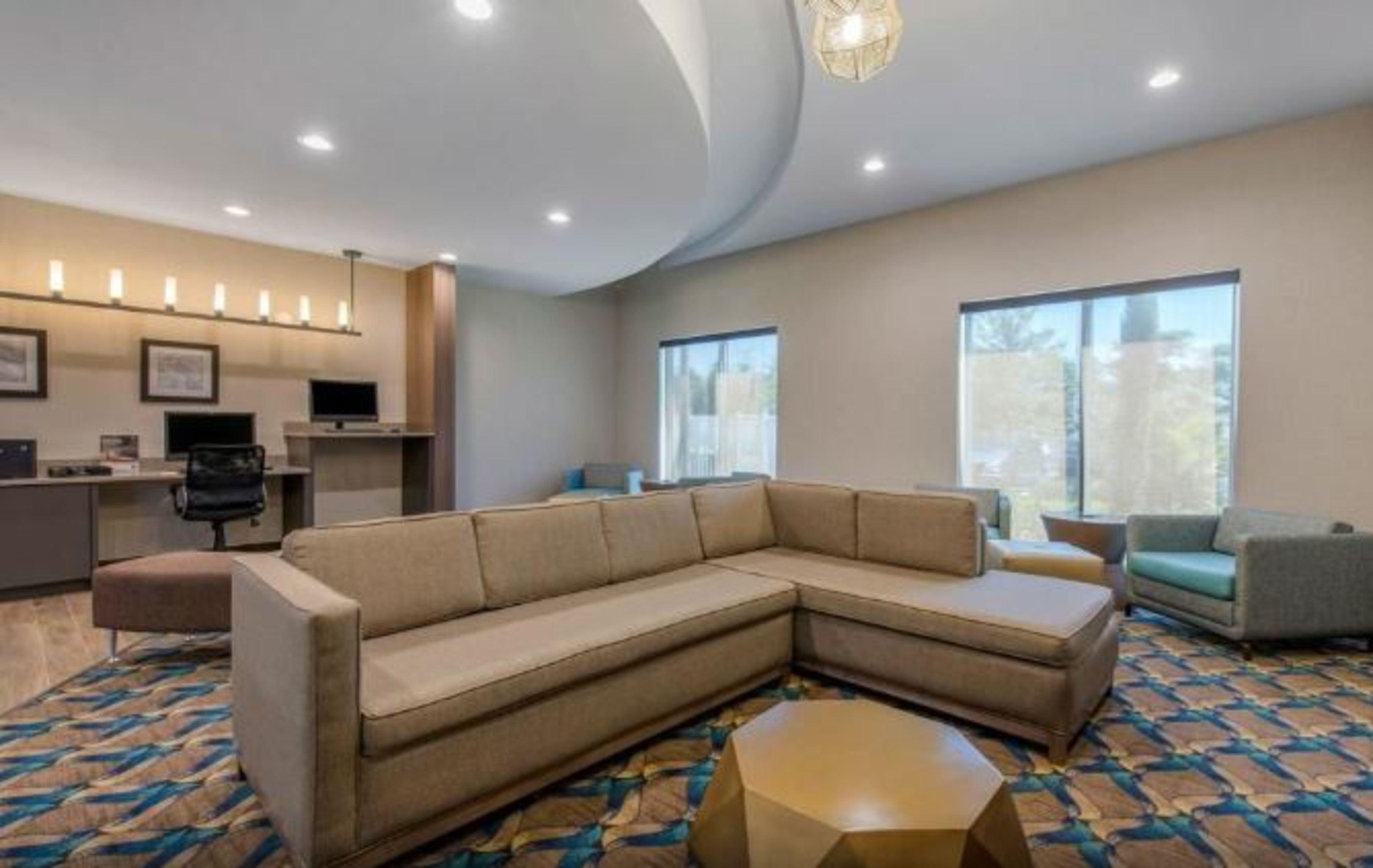 Comfort Suites Fort Lauderdale Airport & Cruise Port Dania Beach Exteriör bild