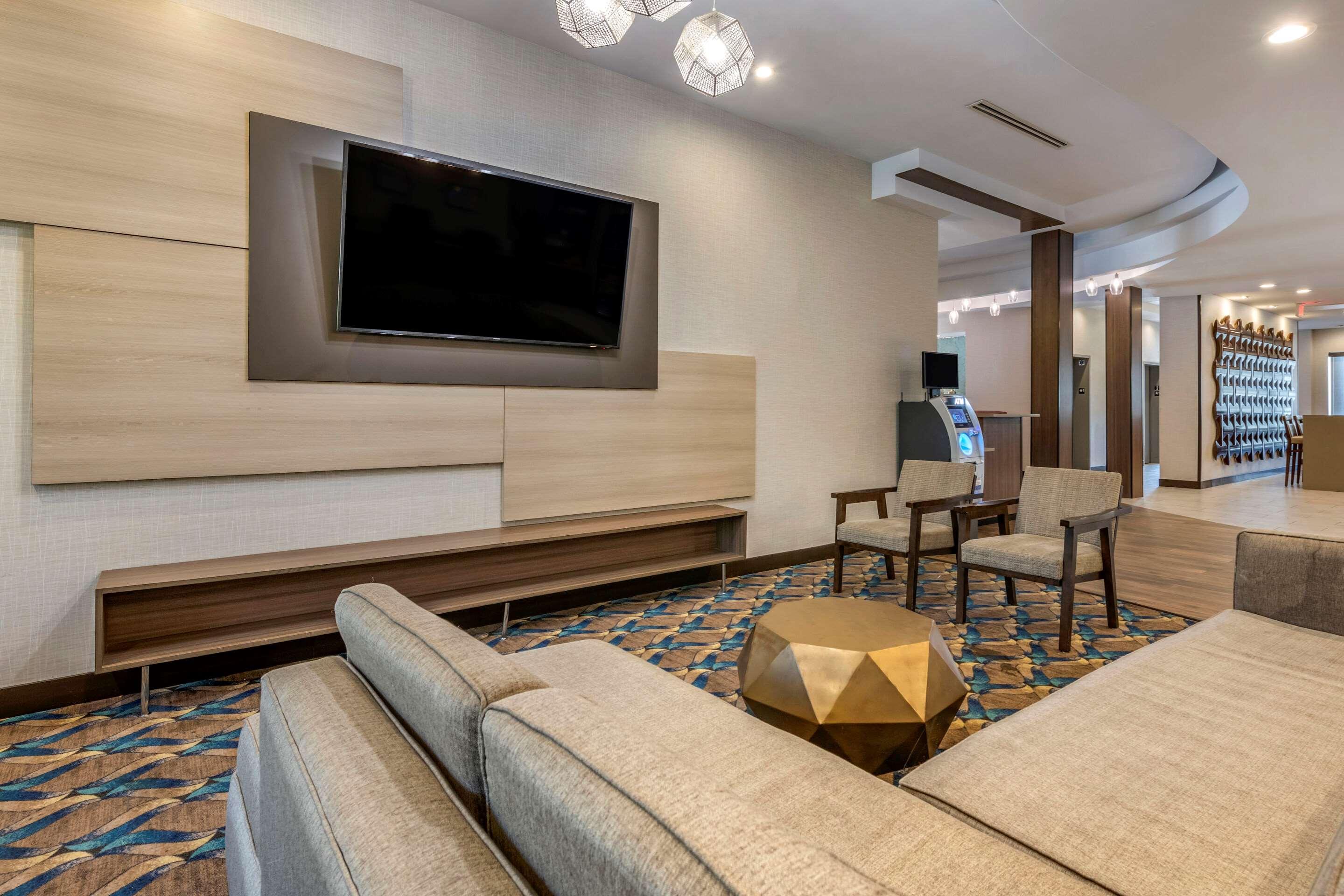 Comfort Suites Fort Lauderdale Airport & Cruise Port Dania Beach Exteriör bild