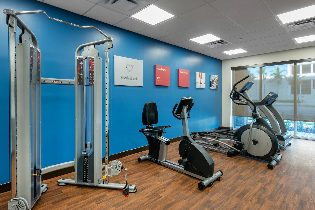 Comfort Suites Fort Lauderdale Airport & Cruise Port Dania Beach Exteriör bild